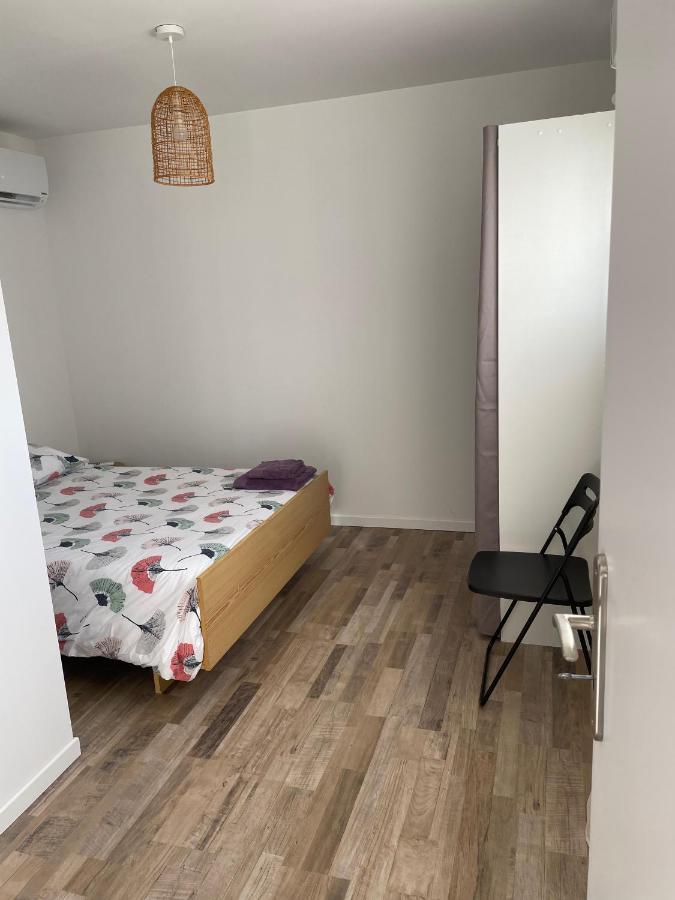 Maison Fleurs De Lys, Climatisee, Wifi Et Parking Privee Gratuit, Lave-Linge, Vernon Giverny Luaran gambar